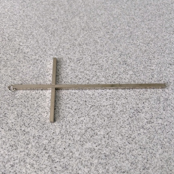 CROSS Contemporary Modern Silver color Metal Wall hanging Home decor Like new - Picture 8 of 10